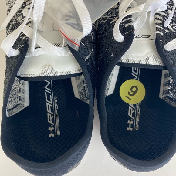 Under Armour Men's SpeedForm Miller 2 Track‎ Shoes Black/White 3000020 Size 9 - Picture 7 of 10